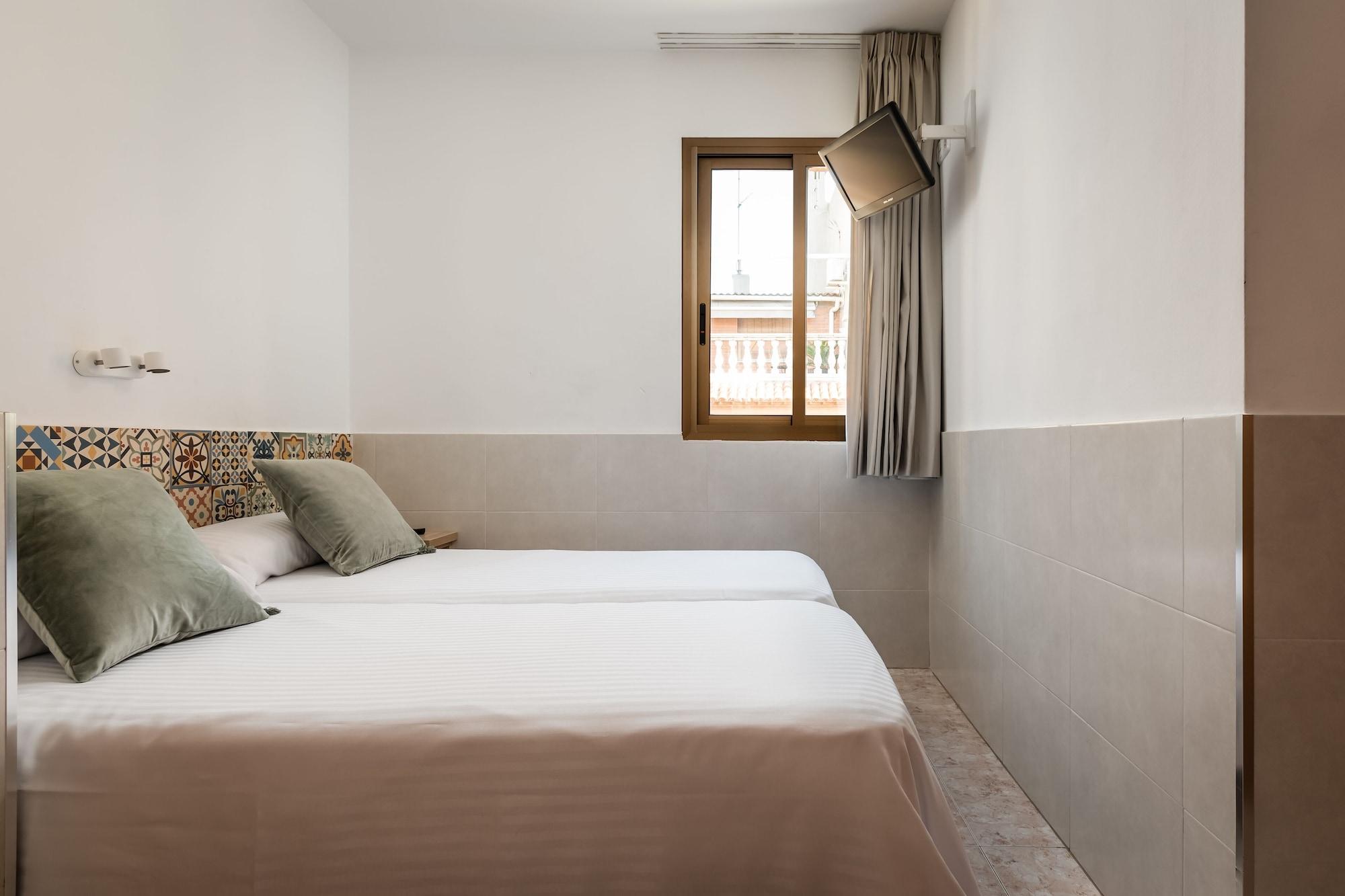 Hostal Baler Barcelona Exterior photo