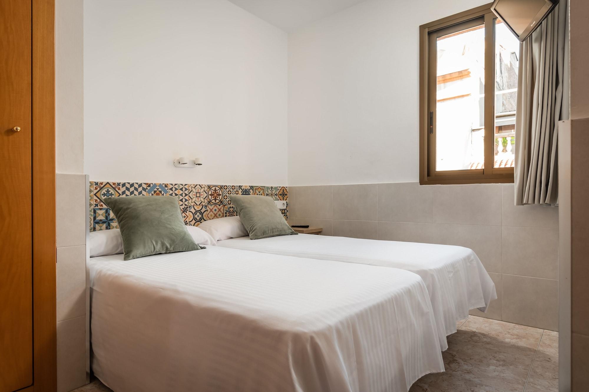 Hostal Baler Barcelona Exterior photo