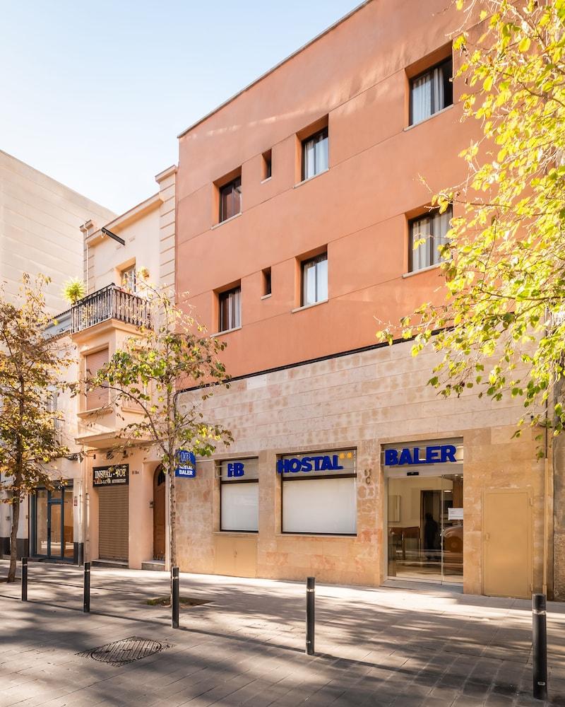 Hostal Baler Barcelona Exterior photo